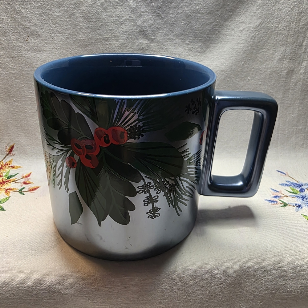Stunning Starbucks 2021 Christmas Holiday Mug